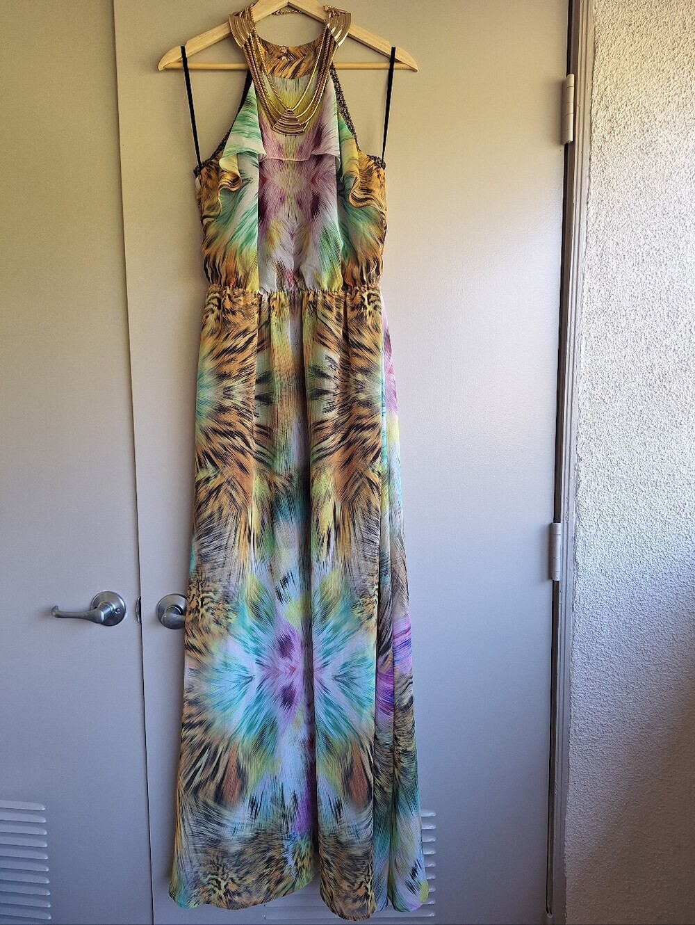 NWT Bebe Silk Feel Halter Maxi Dress Small Gold Necklace Trim Abstract Cheetah